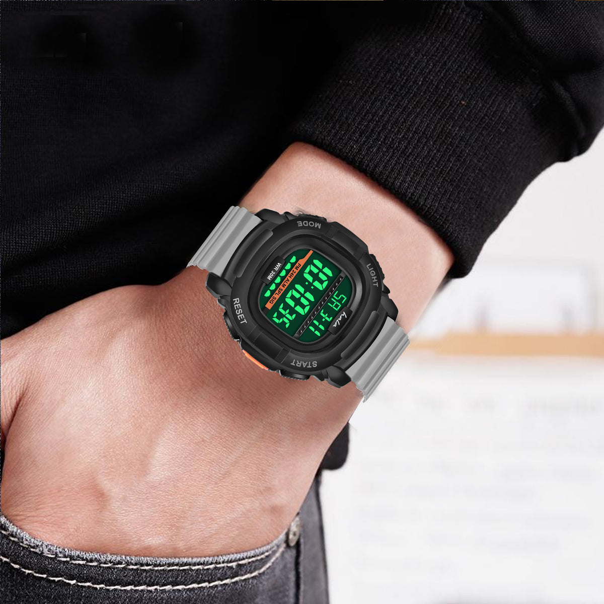 Lightweight Sports Wrist Watch For Men - 1050